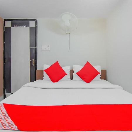 Hotel O Lindsay Inn Guest House Bara Bazar Ngoại thất bức ảnh