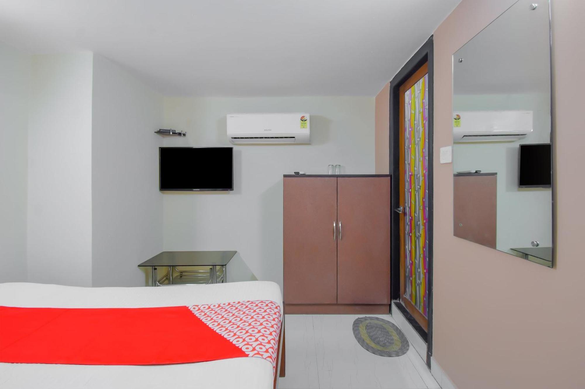 Hotel O Lindsay Inn Guest House Bara Bazar Ngoại thất bức ảnh